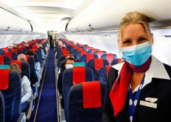 Lajme i mirë: BE largonë përdorimin e maskavë në aeroplan