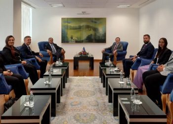 Dita e Komunitetit Egjiptian, Kurti iu premton bursa dhe punësim