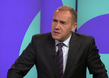 Ish-ambasadori i Kosovës, Berisha: Kurti Kosovën është duke e dëmtuar për çdo ditë