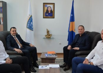 Kryesuesi Zogaj në takim me Drejtorin Mazreku, flasin për aktivitetet e KGJK-së dhe BKS-së