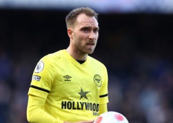 A do t’i bashkohet Eriksen klubit Manchester United?