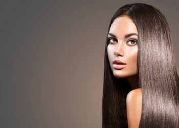 Ja disa mënyra natyrale për të drejtuar flokët tuaj!