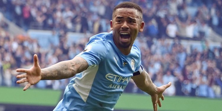 A do të heq dorë Totenham nga Gabriel Jesus?