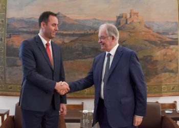 Konjufca: Kërkova nga Tassoulas thellimin e bashkëpunimit ndërparlamentar mes Athinës dhe Kosovës