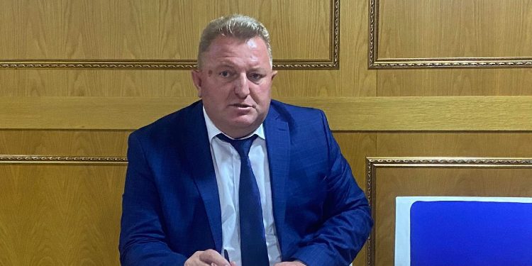 Berisha: Takimi i Kurtit me veteranët taktikë e gabuar, ata nuk janë thirrur për pagën minimale