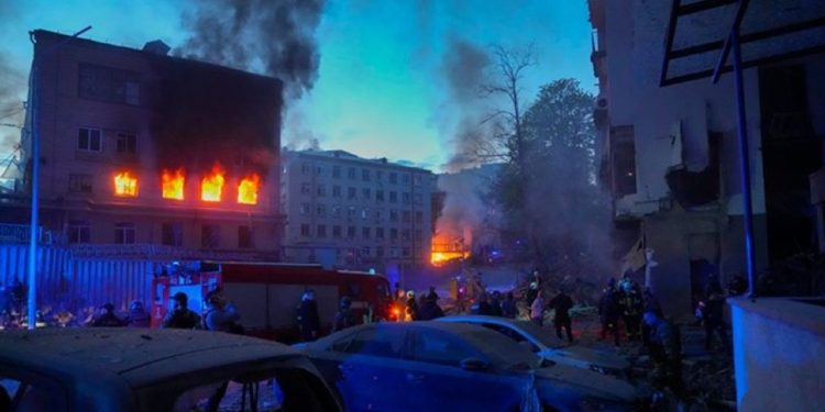 Goditet Kievi, 4 shpërthime të fuqishme zgjojnë kryeqytetin