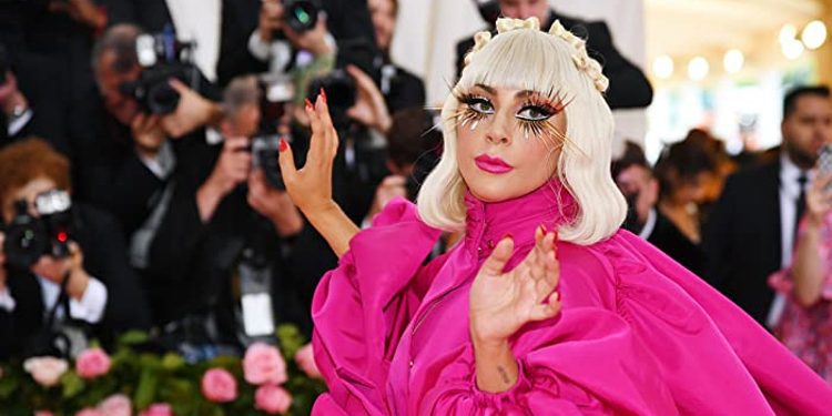 Zbulohet, Lady Gaga në bisedime për të qenë aktorja e ardhshme e filmit “Joker”