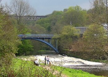 Foshnja 8 muajshe u gjet e vdekur në shtëpi, ndërsa policët nisin hetimet