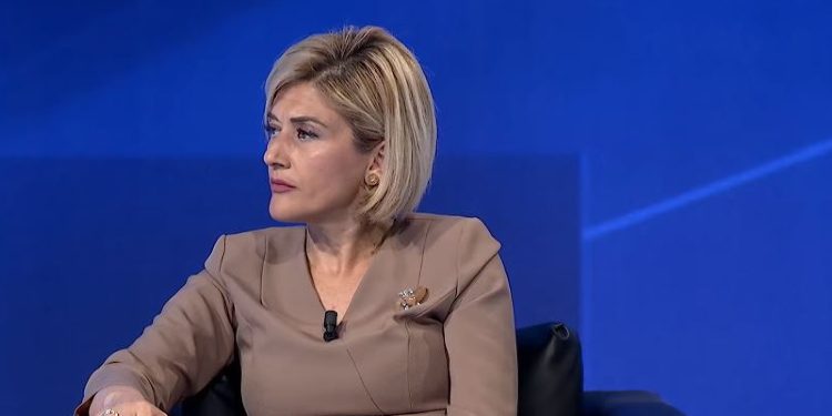 Kusari-Lila: Ne besojmë se veteranët meritojnë më shumë, 170 euro janë pak për ta