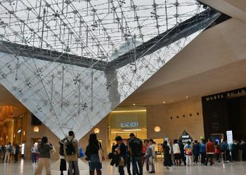 Në cilin vend ndodhet muzeu më i madh në botë?