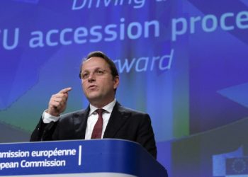Komisioneri i BE-së: Ballkani Perëndimor i takon Evropës