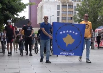 Në Prishtinë ka nisur të protestohet për mosliberalizim e vizave