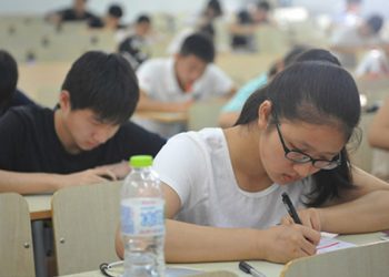 A e dini se kopjimi në një provim në Bangladesh dhe Kinë dënohet me burgim?