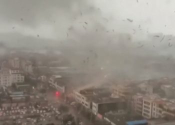 Një tornado godet Kinën