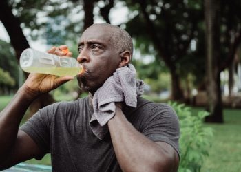 Si ndikojnë temperaturat e larta te organizmi ynë, çfarë duhet të bëni?