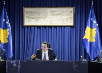 Kurti: Historia e Familjes Jashari duhet të rrëfehet me dinjitet dhe me krenari sepse e meriton