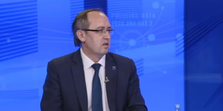 Hoti: Qeveria po rrezikon devalvimin e rreth 210 milionë eurove bilanc bankar