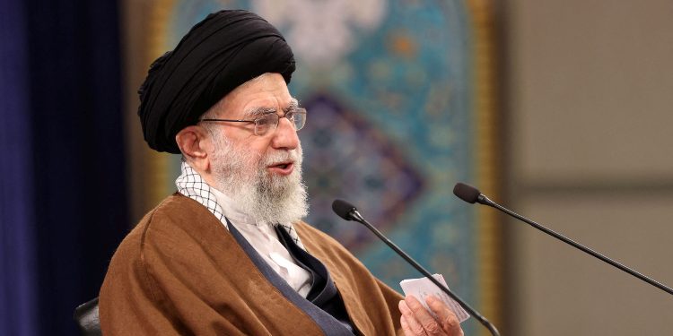 Lideri Iranian: NATO nuk do të njihte kufij nëse nuk do të ndalej nga Putin