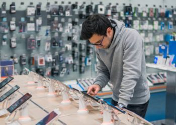 Çfarë po ndodh, bie interesimi për blerjen e telefonave