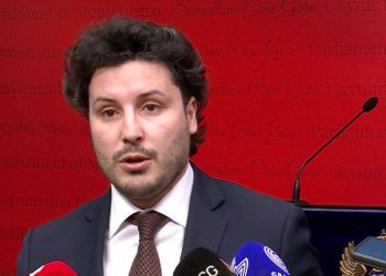 Abazoviq: Marrëveshja me kishën serbe nuk përbën tradhti, por hap për ta shtyrë Malin e Zi