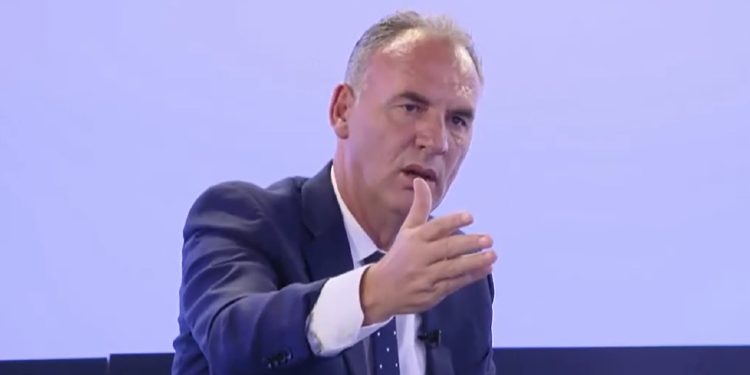 Limaj: Murati ndodhet në atë karrige duke iu falënderuar vlerave të UÇK-së