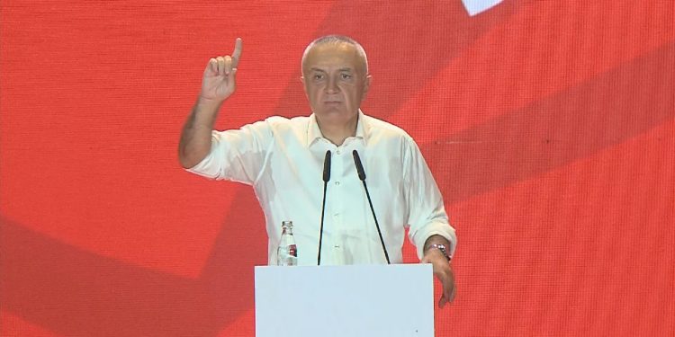 Meta kthehet fuqishem ia ndërron emrin partisë