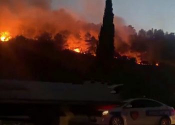 Shqipëria është kthyer në vatër zjarri