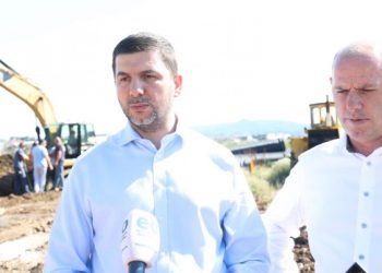 Krasniqi nga Drenasi: Qeveria kafiterit i detyron me sherby ujë kurse qytetarët i lë pa ujë