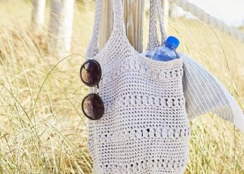 Ja disa modele të çantave të plazhit që mund t’i mbani edhe në përditshmëri!