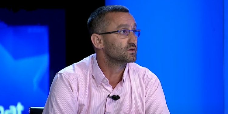 Ish-drejtori i Gjeodezisë në Skënderaj: Lum na që e kemi Nuredin Lushtakun