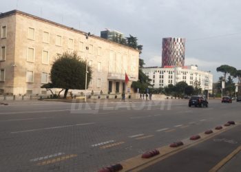 Sulmi kibernetik ndaj e-Albania e lë Shqipërinë “duarkryq”
