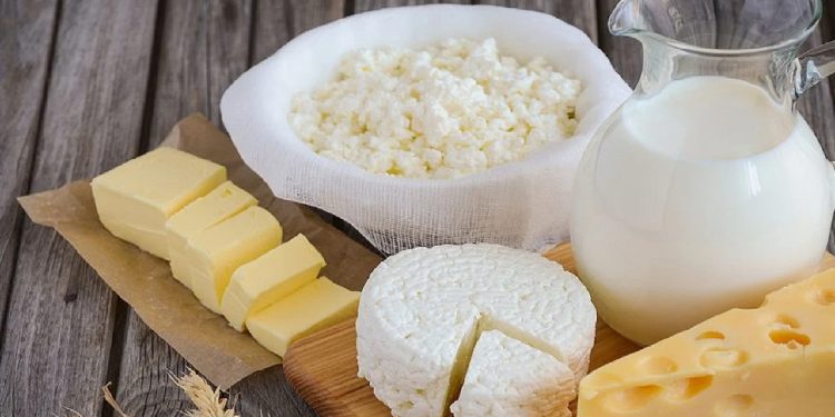 Ushqimet që prishen më shpejt në verë, ja kujdesi që duhet të tregoni!