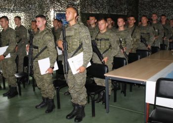Mehaj ndan momente nga trajnimi me njësi të vogla, për ushtarët e FSK-së