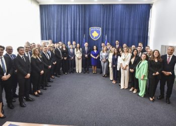 Presidentja Osmani dekretoi 48 gjyqtarë me mandat fillestar