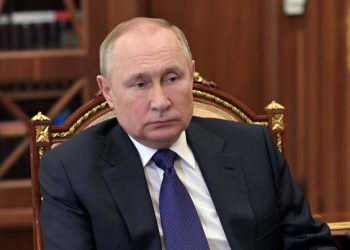 “Ka shumë thashetheme”, shefi i CIA-s flet për shëndetin e Putinit