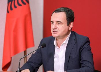 Kurti bashkëbisedim me bashkatdhetarët: Nuk ka ministri që nuk ka dikë nga mërgata jonë