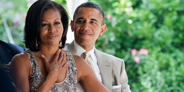 Obama feston ditëlindjen, kështu e uron bashkëshortja e tij