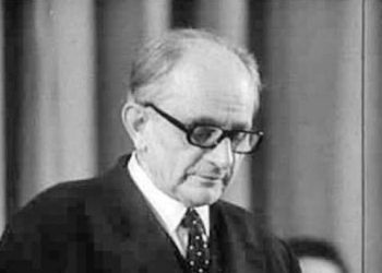 Qabej: Shqiptari vetes i thotë shqiptar e vendit të vet Shqipëri, por pse bota e quan Albania?!