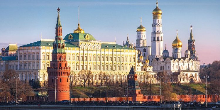 Nga shpërthimi i makinës mbetët e vdekur vajza e “ideologut të Putinit”