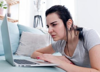 Si funksionon testi për të parë nëse keni verbëri të ngjyrave apo Color blind test?