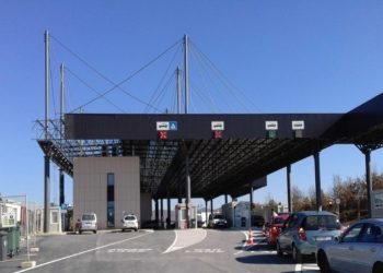 Miftaraj: Amerika duhet të kërkoj nga Qeveria që deri me një shtator me u rritë pagat policëve