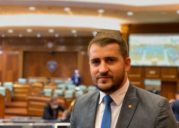 Lushtaku-Kurtit: Keqmenaxhimi dhe pa përvoja jote po shihet çdo ditë