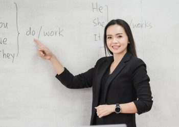 Si të mësoni një gjuhë të re si i rritur?