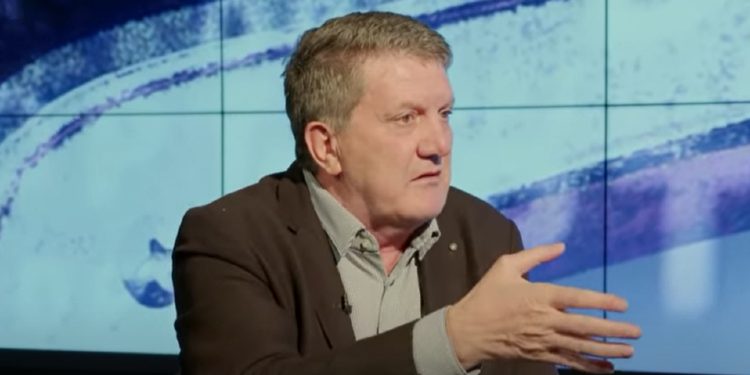 Zeka për çështjen e shamisë: Nëse do besonim Zotin nuk do ishim kaq konfliktual me njëri-tjetrin