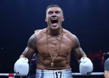 Boksieri ukrainas synon titullin e botës, pas kësaj ai do të kthehet ta mbrojë vendin e tij