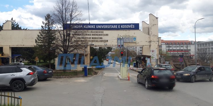 Në klinikat e QKUK-së 38 pacientë me koronavirus janë me oksigjeno-terapi