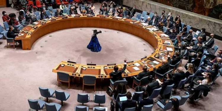 Republika Çeke jep dritën e gjelbërt, mbështet propozimin për ndalimin e vizave për rusët