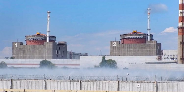 Raketat ruse sulmojnë sërish Zaporizhjan, dyshohet për viktima