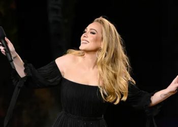 Këto janë fjalët e Adele pasi fitoi çmimin Emmy