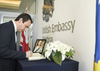 Kryeministri Kurti shpreh ngushëllime për Mbretëreshën Elizabeta II